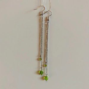 GREEN GLASS STATEMENT CHAIN EARRING